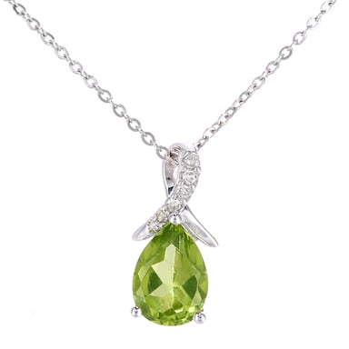 9ct White Gold 0.84ct Peridot and 0.02ct Diamond Pendant