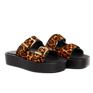 Guess Women's Clapper Classic Leopard