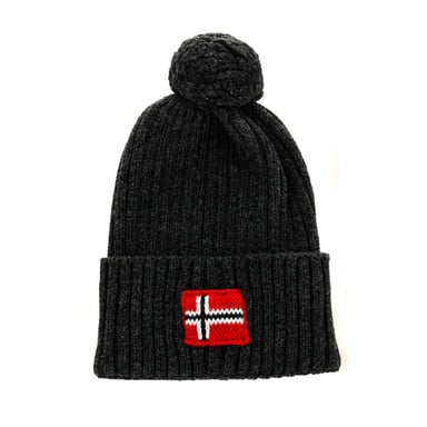 Knitted hat with pom pom on top NP0A4GBV man