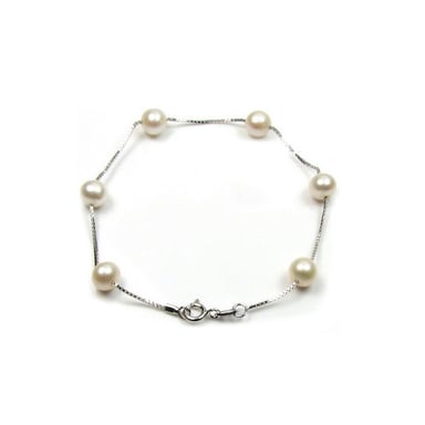 White Freshwater Pearls Bracelet