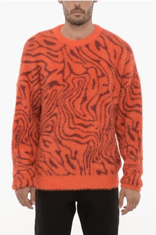 Crew-neck Fluffy Sweater in Arancio, Burgundy