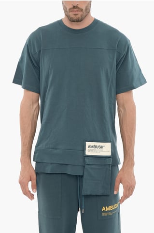 Effen T-shirt met ronde hals en zakje in blauw