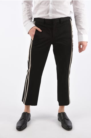 Slim Fit Cropped Pants in Black