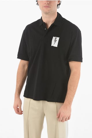 Loose Fit FLAG BOLT Polo with Printed Logo in Black