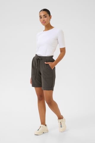 Shorts casual Regular fit