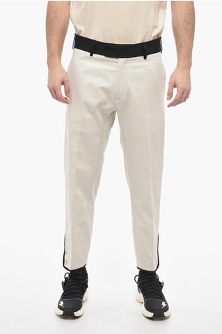 Slim Fit TOM-broek van katoenen keperstof met contrasterende tailleband in beige