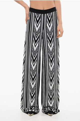 Wide-Fit Pants With Geometric Pattern in Black & White