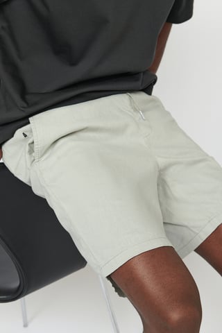 Short Regular fit grey