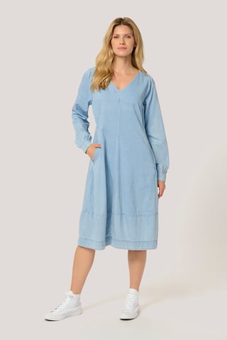 Dress Casual fit