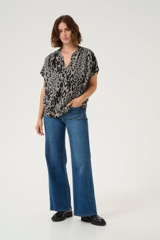 Blouse with short sleeve Loose fit Moonstruck / Black Animal