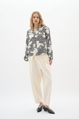 Blouse with long sleeve Relaxed fit GraphicFlower Black/PowderBeig