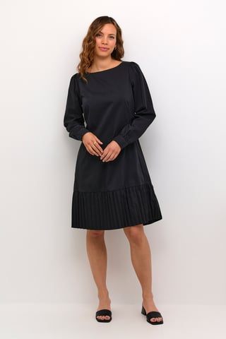 Dress Casual fit