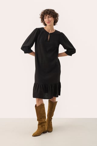 Dress Feminine Silhouette