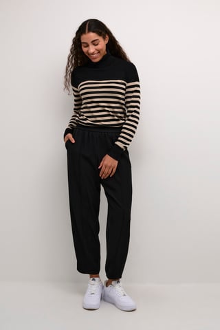 Casual pants Regular fit Black Deep