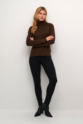 Knitted pullover Slim/ Regular fit