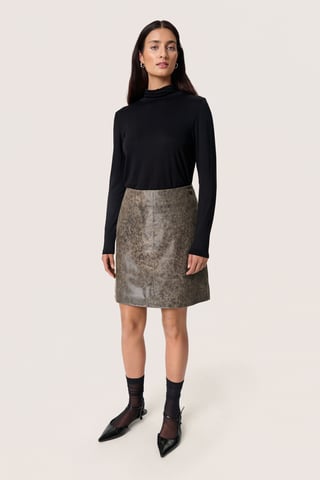 SLIsabeau Leather Skirt STUDIO A-shape
