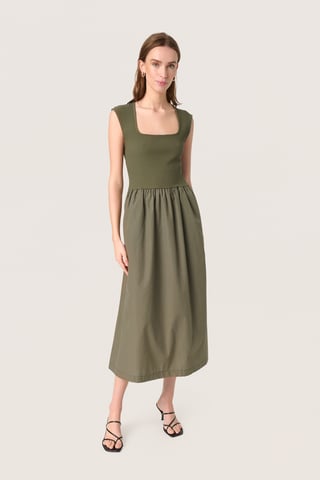 SLSimone Phoebe Dress Feminine Silhouette