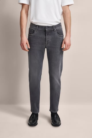 Bugatti Herren Jeans mit dezenter Waschung