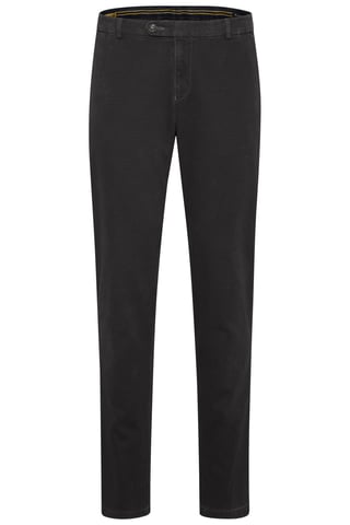 Bugatti Herren Chino mit körpernaher Passform