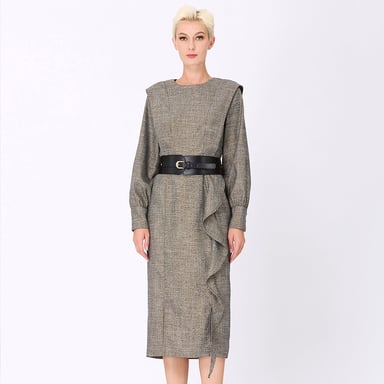 Tailor dress with wide shoulder and vertical ruffle