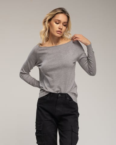 Fitted knit sweater