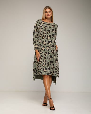 Oversized jurk met dierenprint.