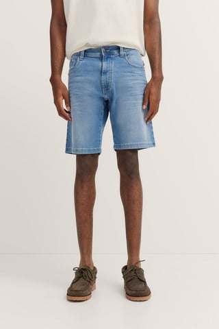 Bugatti Herren Jeans-Bermuda im Used-Wash-Design