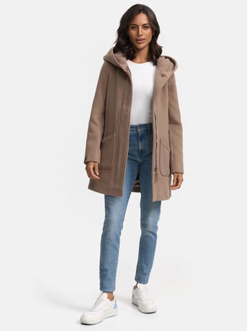 Marikoo women’s winter coat with hood and fitted silhouette