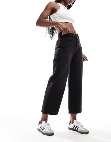 ASOS DESIGN cropped wide leg jean in washed black