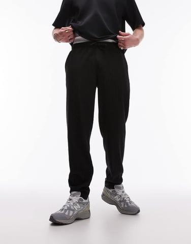 Topman taper plisse trouser in black