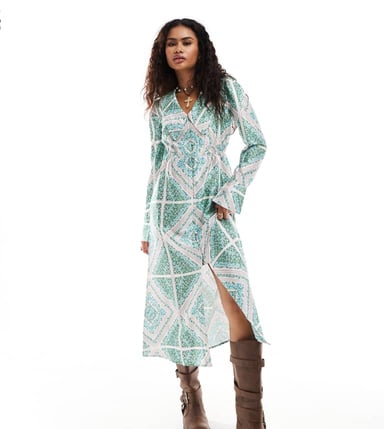 Reclaimed Vintage inspired collar midi tea dress