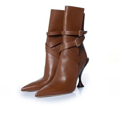 Burberry Hadfield pedestal boots in brown