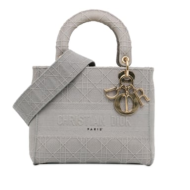 Lady Handbag With Charm