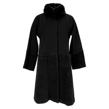 Max Mara Studio Shear-Accent Verborgen-Knoopjas in Zwarte Wol