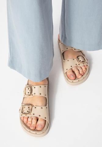 Wittchen Women's leather mules with metal details beige and gold beige and gold
