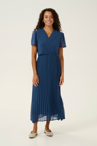 CUuni Cheila Dress Dress Feminine Silhouette