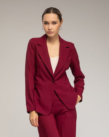 Fitted jacket with lapels