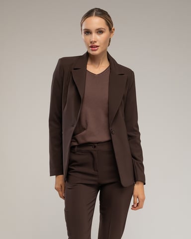 Fitted jacket with lapels