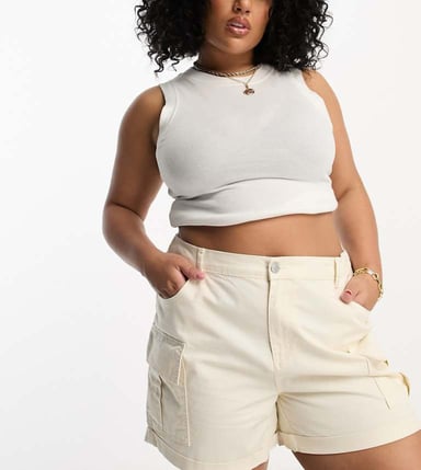 Simply Be cargo short in ecru