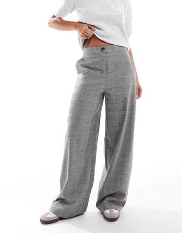 ASOS DESIGN tailored relaxed straight leg trousers in grey and brown check