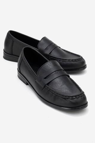 Valia Leather Loafer Women