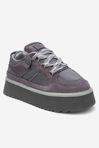 Riven Leather Platform Sneaker Women