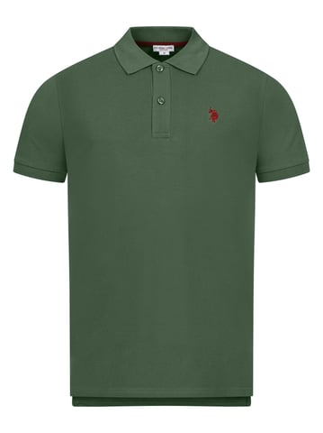 U.S. Polo Assn. men’s basic short sleeve polo shirt with stretch comfort