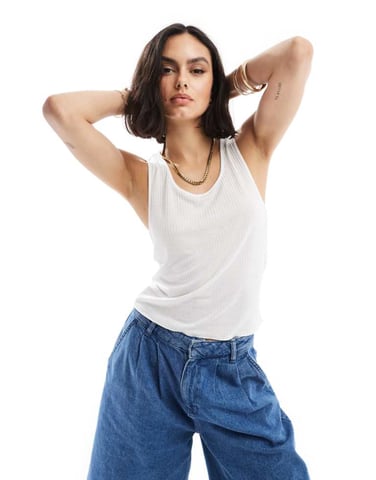 ASOS DESIGN genomskinlig ribbad tanktop i vitt