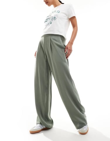 ASOS DESIGN relaxed pull on trousers in khaki