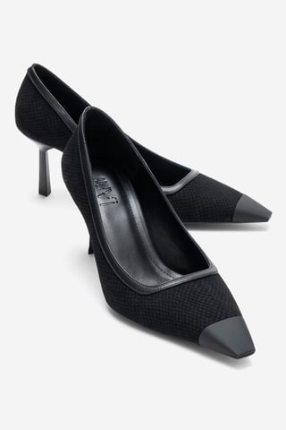 Rona Pointed Toe Pump