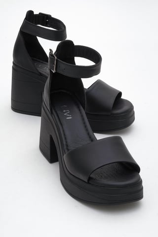 MARGOT Leather Platform Sandal (Women)
