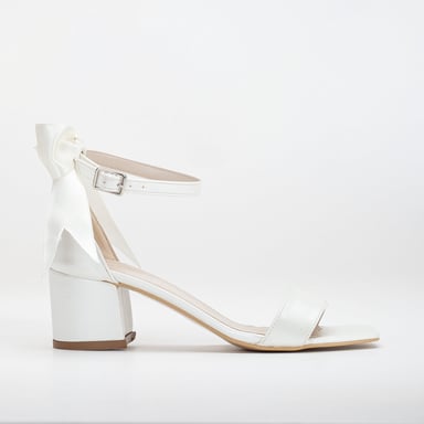 Rochelle Ivory Bridal Sandals with Ribbon
