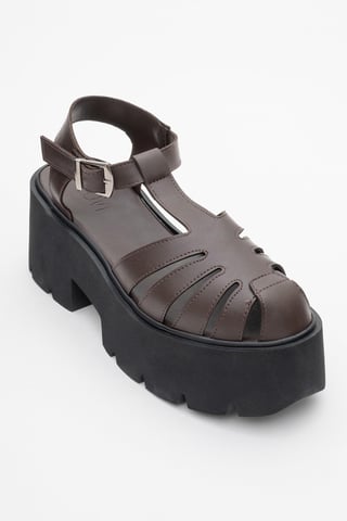 Verua Platform Sandal (Women)