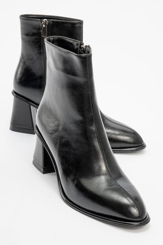 Maura Block Heel Boot (Women)